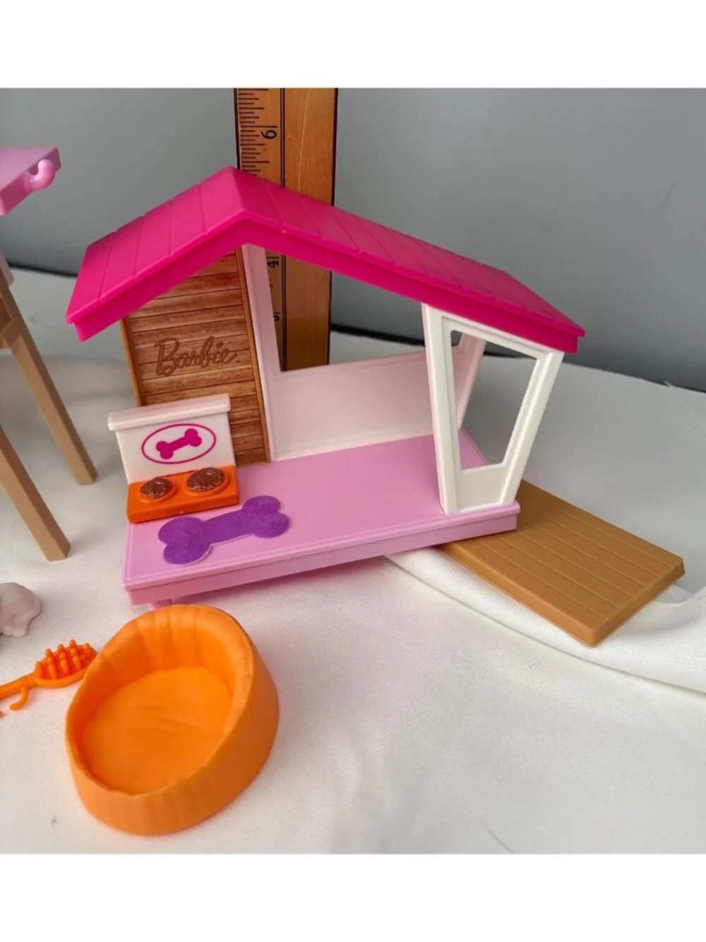 Barbie Pet Boutique Doghouse Playset Toy Grooming Station w/ Accessories Dogs